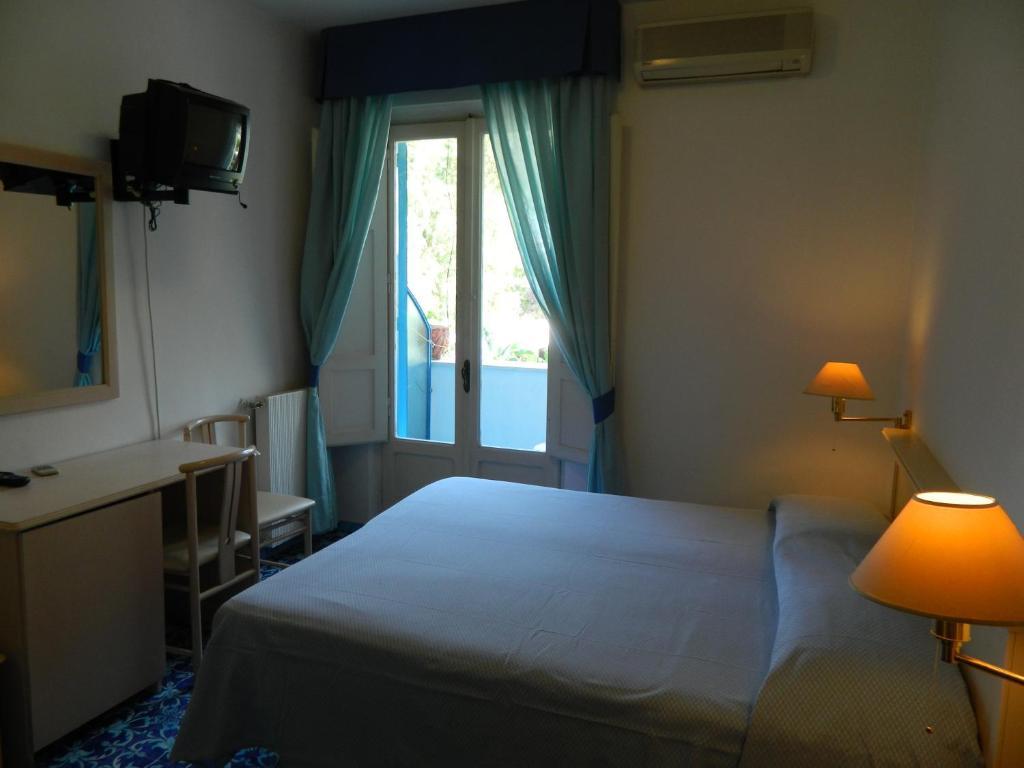 Hotel Villa Hermosa Ischia Exteriér fotografie